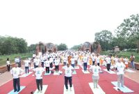 लुम्बिनीमा योग दिवस मनाउने तरिका यस्तो कि सबैको मन जित्यो!