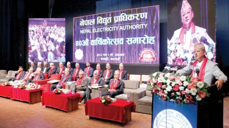 विद्युत् बेच्दा बढ्यो निर्यात, तर नाफा किन डुब्यो ?