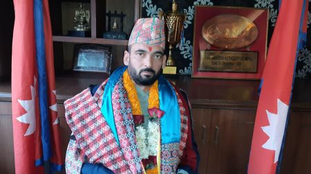 दुर्घटना र अर्बौं घोटालाबीच प्रदीप अधिकारीलाई ‘अपराजित’ बनाउने अदृश्य शक्ति को?