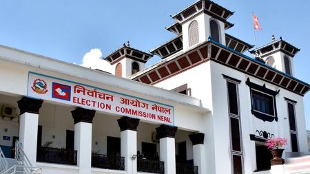 निर्वाचन आयोगले कात्तिक मसान्तसम्म मतदाता नामावली सङ्कलन गर्ने निर्णय!
