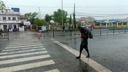 देशका अधिकांश जिल्लामा वर्षा रोकियो !