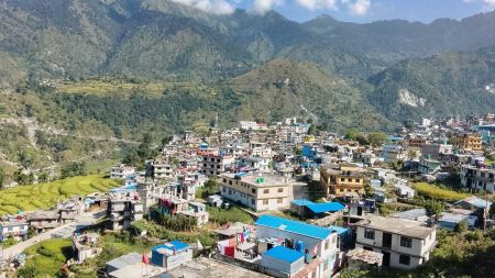 बाजुरामा लगातार वर्षा र हिमपात, चिसो बढेसँगै जनजीवन प्रभावित!