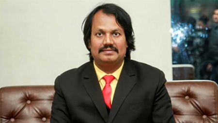 जनमत पार्टीका उपाध्यक्ष दीपक साहसहित १५ नेता अलग, निर्वाचन आयोगमा ‘राजस्व पार्टी’ दर्ता प्रक्रिया सुरु
